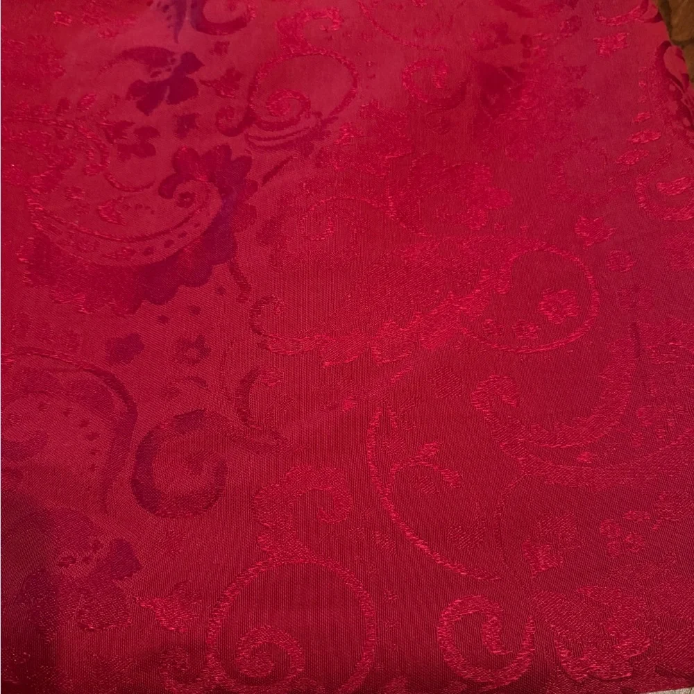 Red Tablecloth - Better Homes And Gardens
